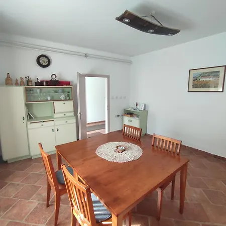 Apartma Moser * Podnanos